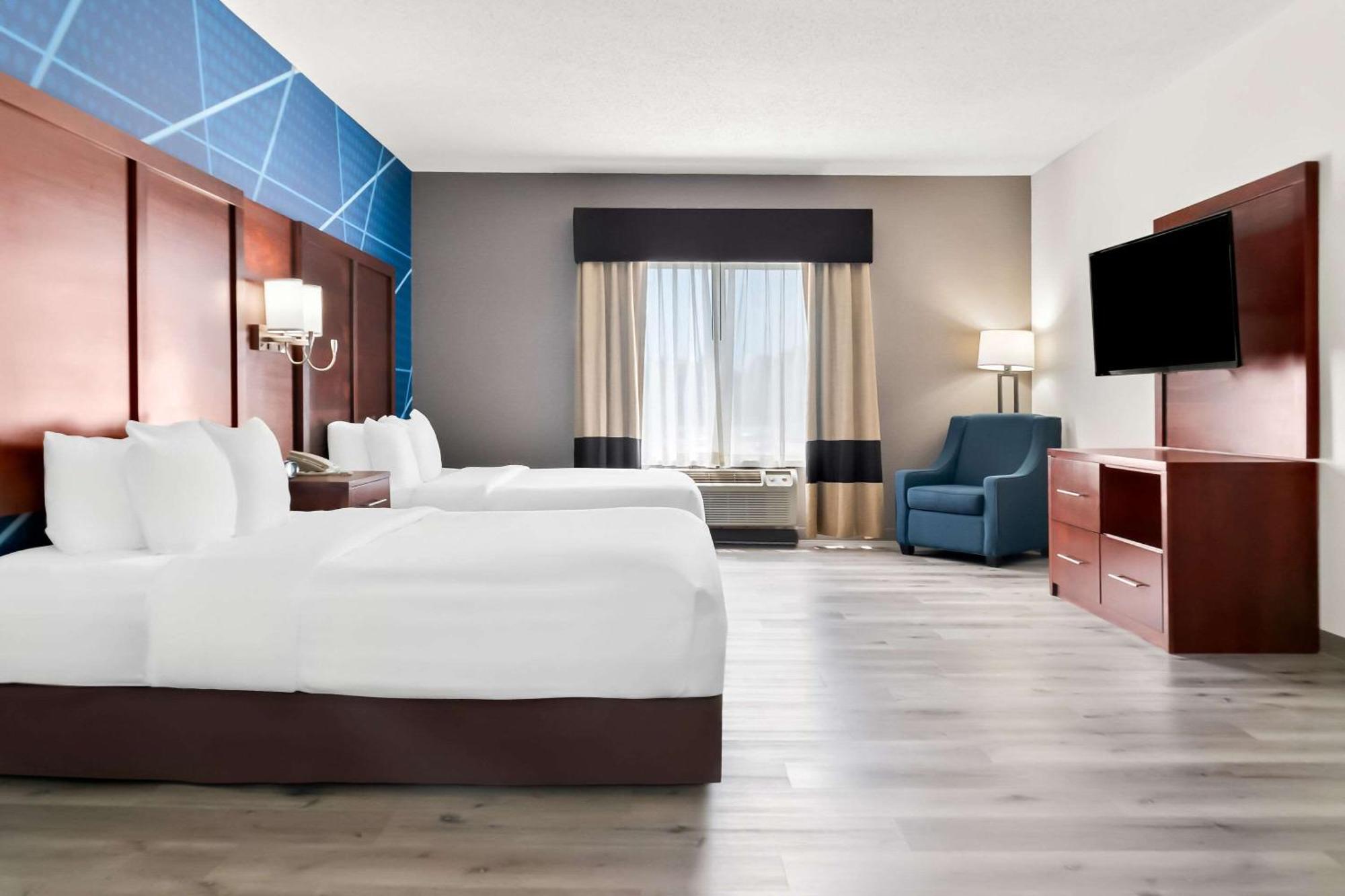 คอมฟอร์ต สวีท เซาท์ฟิลด์ Hotel ภายนอก รูปภาพ