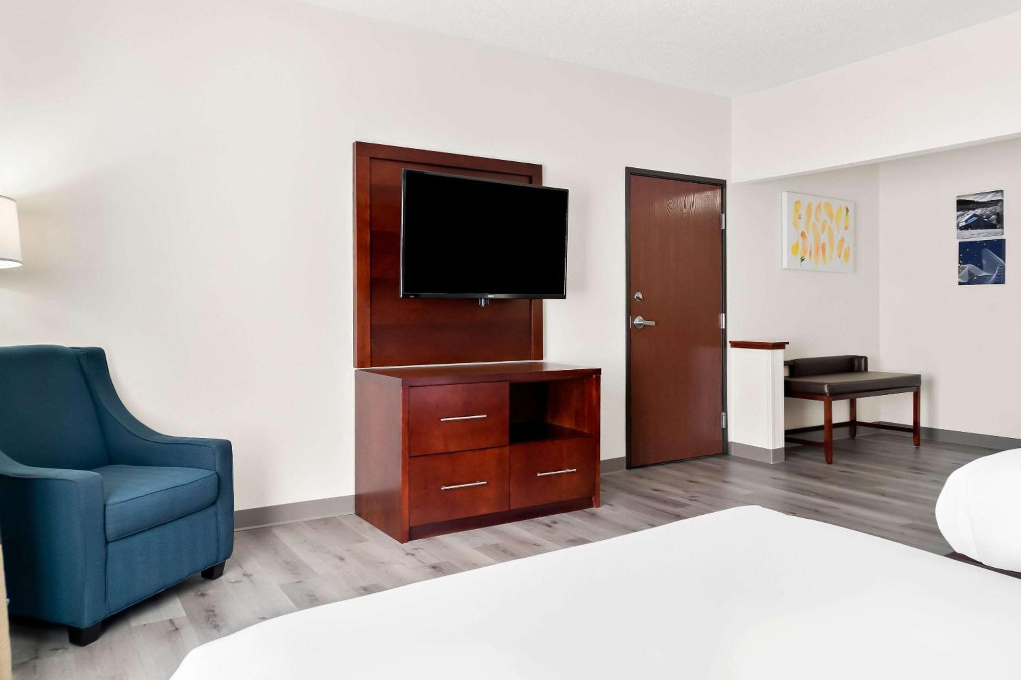 คอมฟอร์ต สวีท เซาท์ฟิลด์ Hotel ภายนอก รูปภาพ